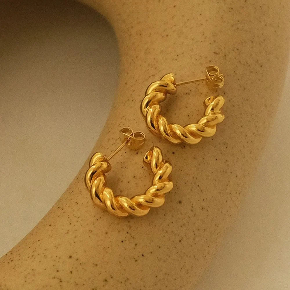 Alyssa Hoop Earrings