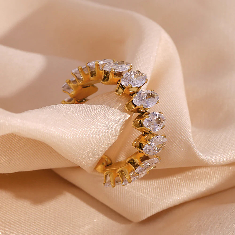 Ava Diamond Ring