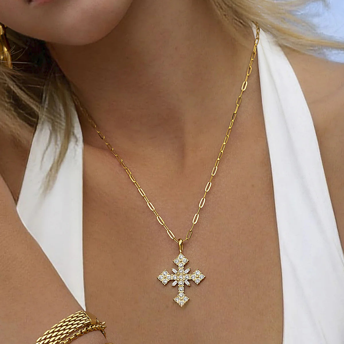 Divina Cross Necklace