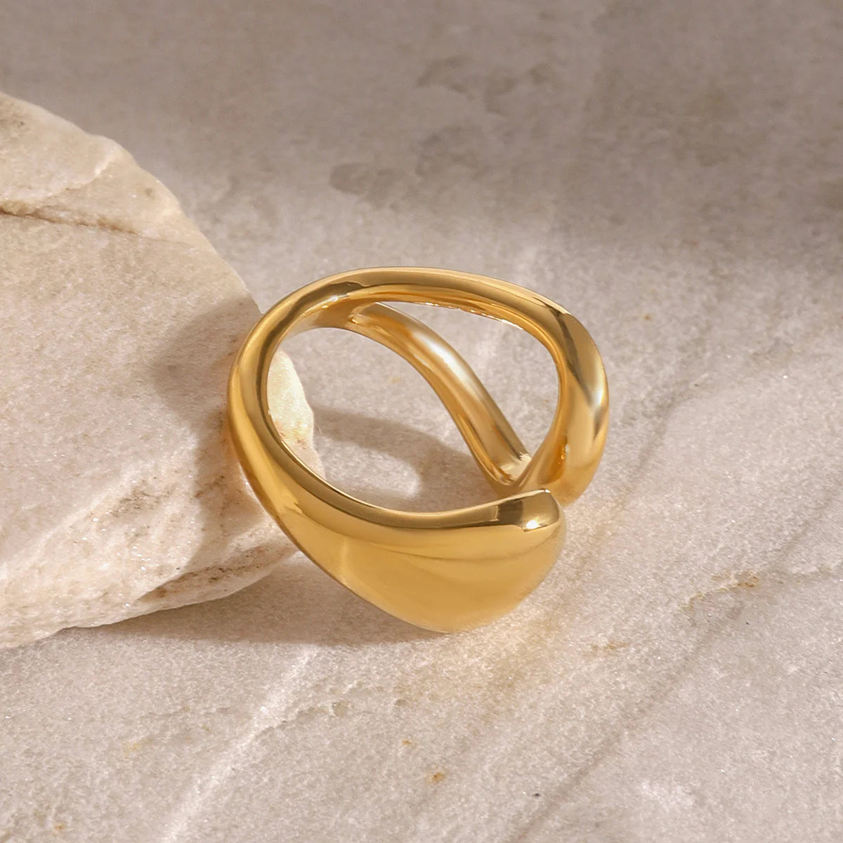 Lydia Ring