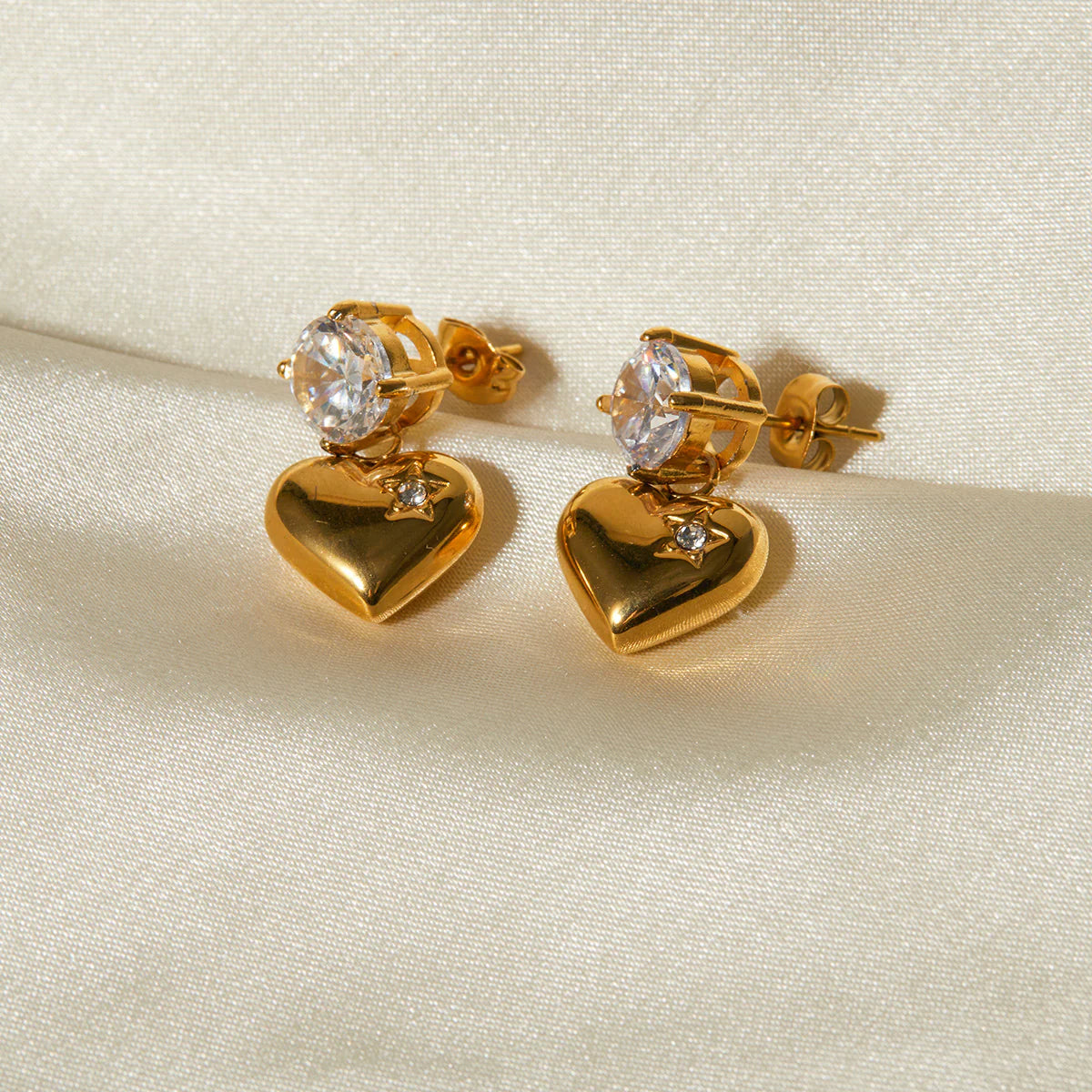 Mila Heart Earrings