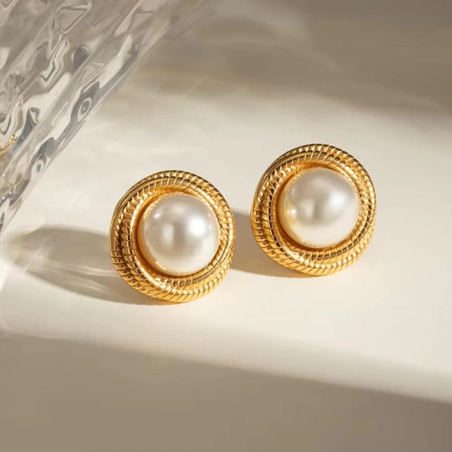 Aria Pearl Earrings
