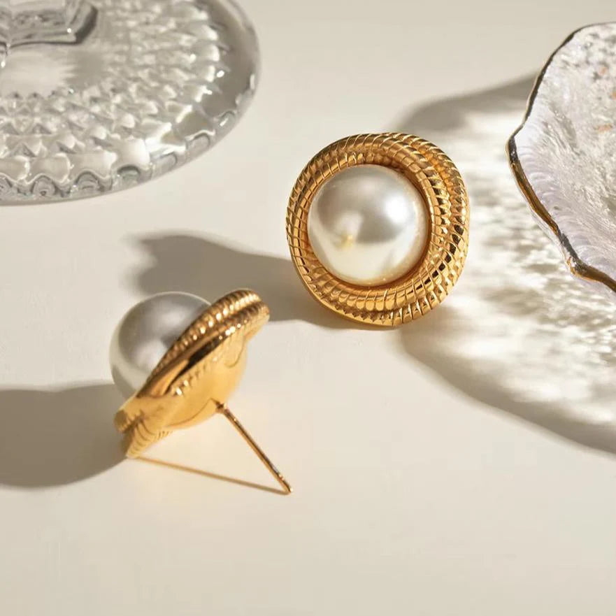 Aria Pearl Earrings