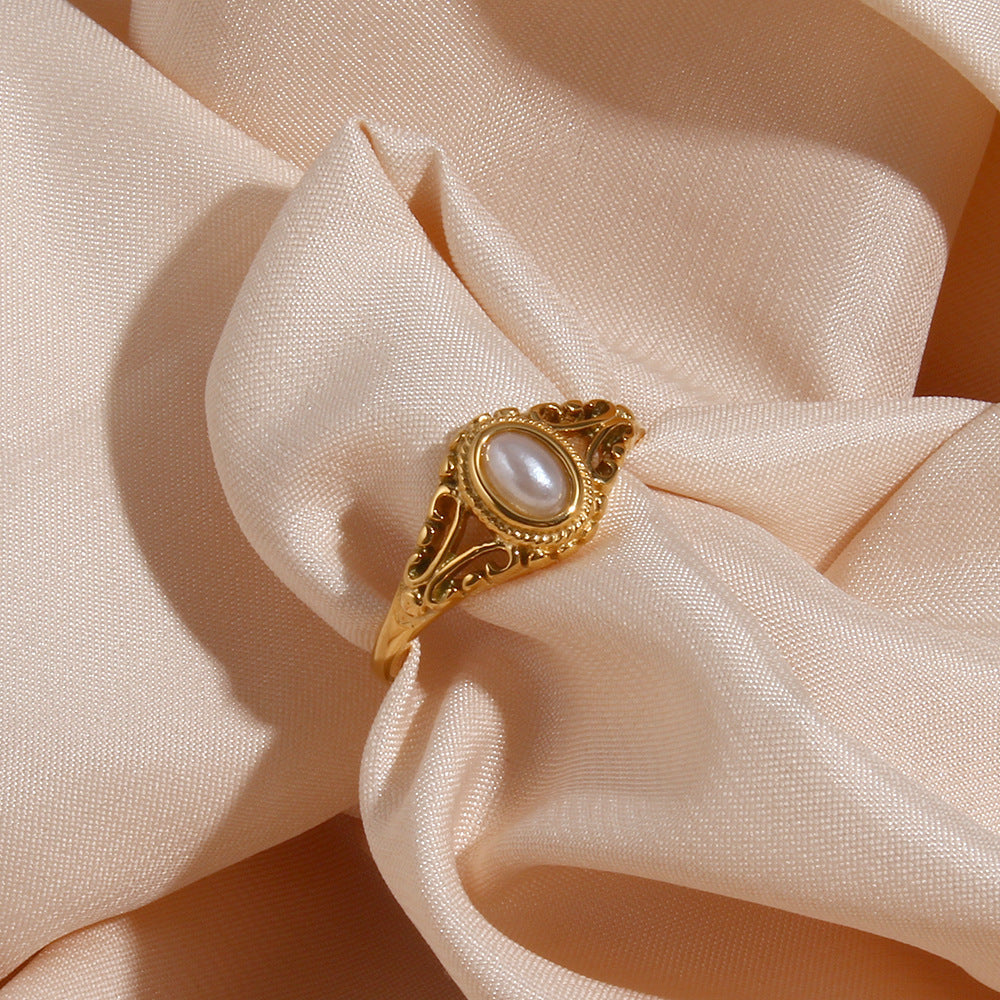 Kendra Vintage Ring