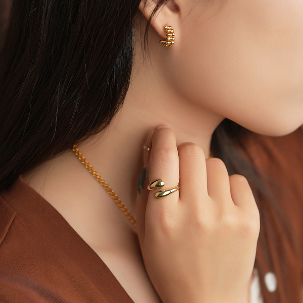 Venetian Embrace Ring (Bundle)