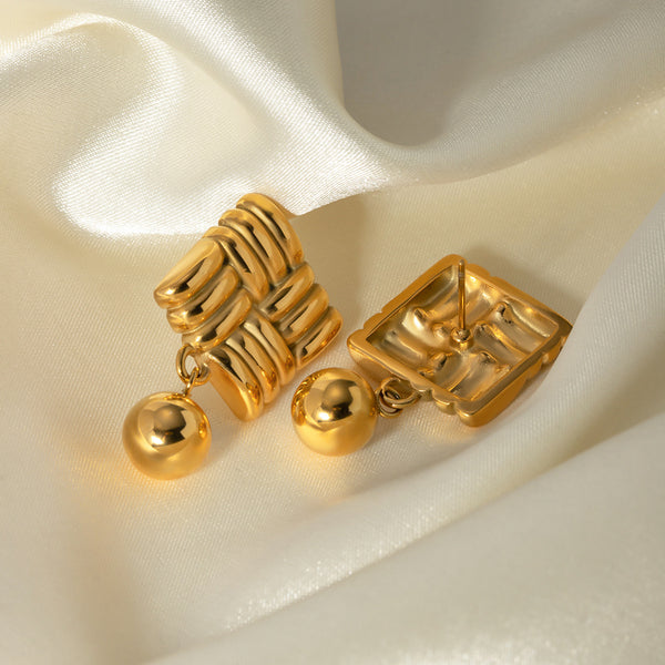 Quinn Gold Earrings (Bundle)