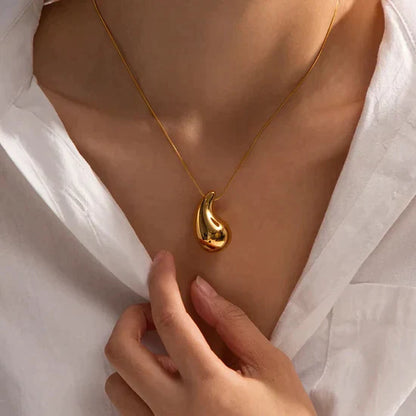 Teardrop Necklace